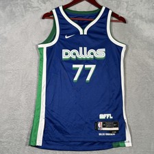 Dallas Mavericks Jersey City Edition Mens XS NBA Basketball Luka Doncic Nike