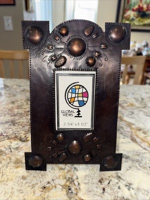 Global Views Hammered Metal Frame Outstanding!