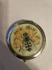 Retro Yellow Queen Bumble Bee Old Fashioned Closure Silver Round Compact Mirror