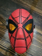 Spider-Man No Way Home Glow FX Electronic Mask with Light-Up Eyes Marvel Hasbro