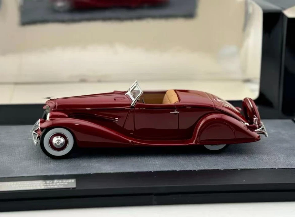 1:43 MATRIX 1935 Duesenberg SJ 572-2596 Convertible coupe SWB Limited 325of400 - Image 2 of 4