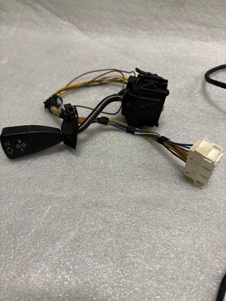 BMW E34 OEM Turn Wiper Stalk Set w/ Cruise Control Stalk & Module 1989-1995 - Image 4 of 4