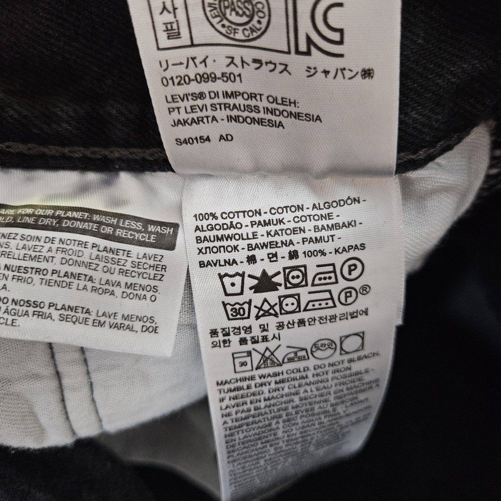 Levis 501 Jeans Mens 32X28 (Tag 36X30) Black Straight Fit Button Fly Iconic thumbnail 5