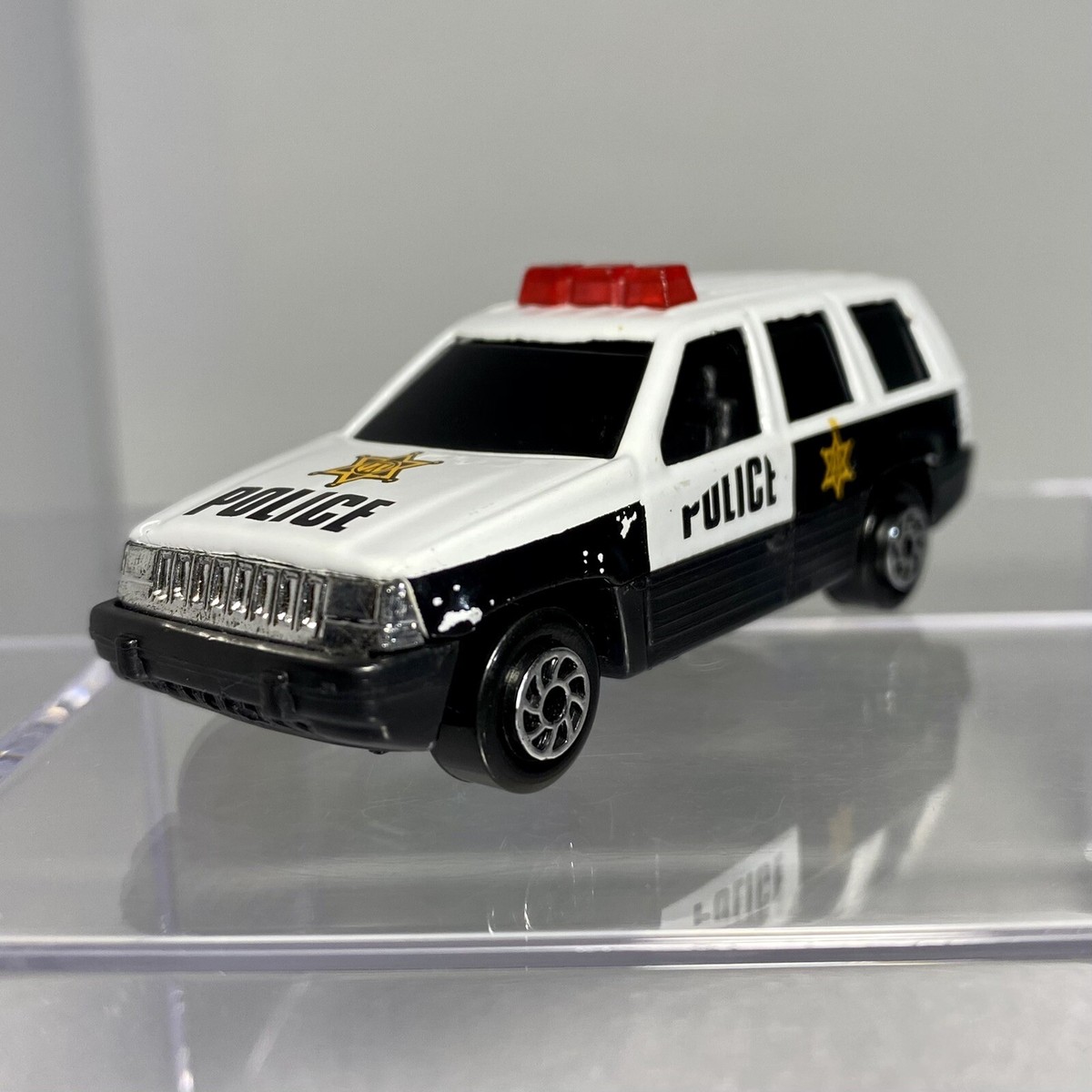 Yatming #827 Jeep Grand Cherokee Police 1/64 Diecast SUV Black