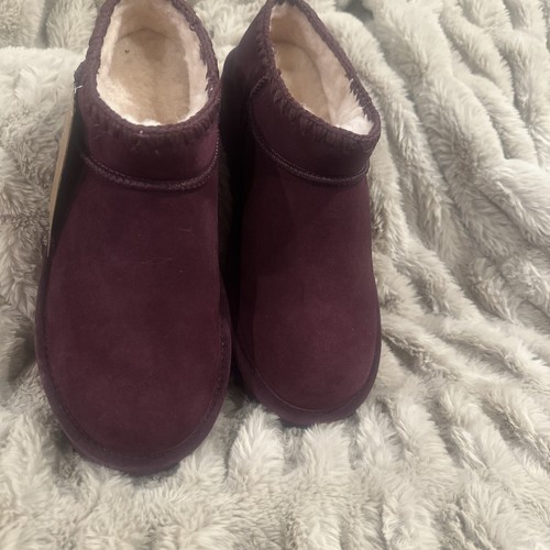 BEARPAW Women's Lana Crochet Suede Ankle Bootie Eggplant - Imagen 5 de 7