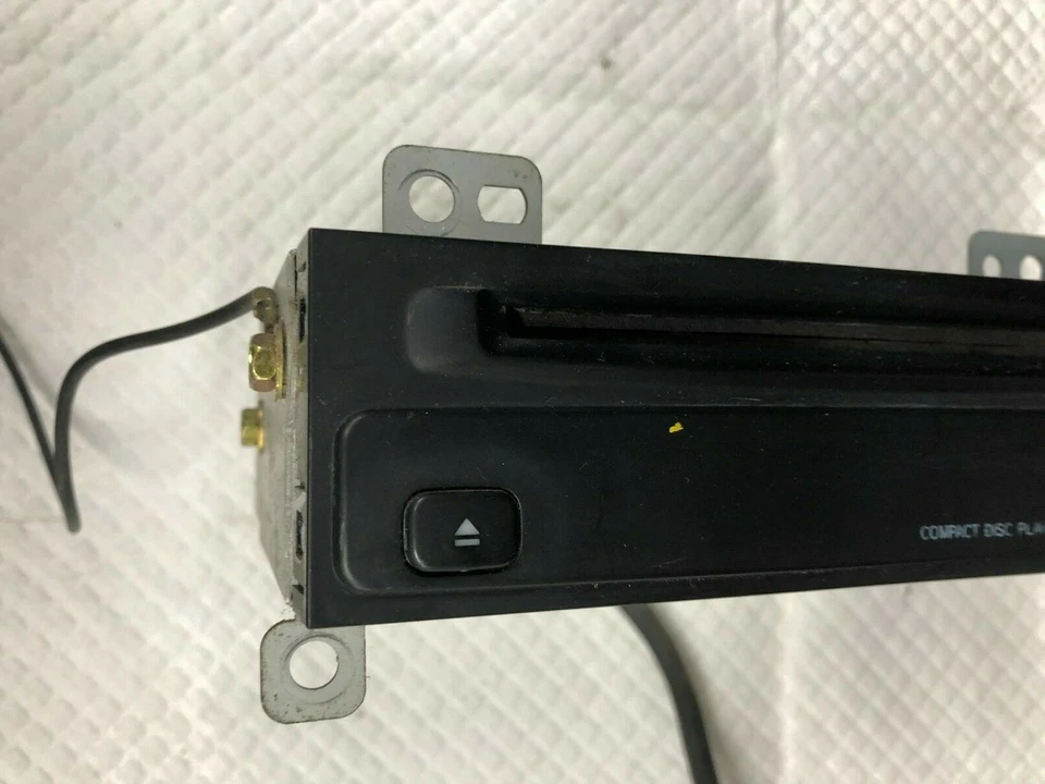 2001-2003 TOYOTA PRIUS COMPACT DISC CD PLAYER 08601-00870 OEM (18) - Image 2 of 4