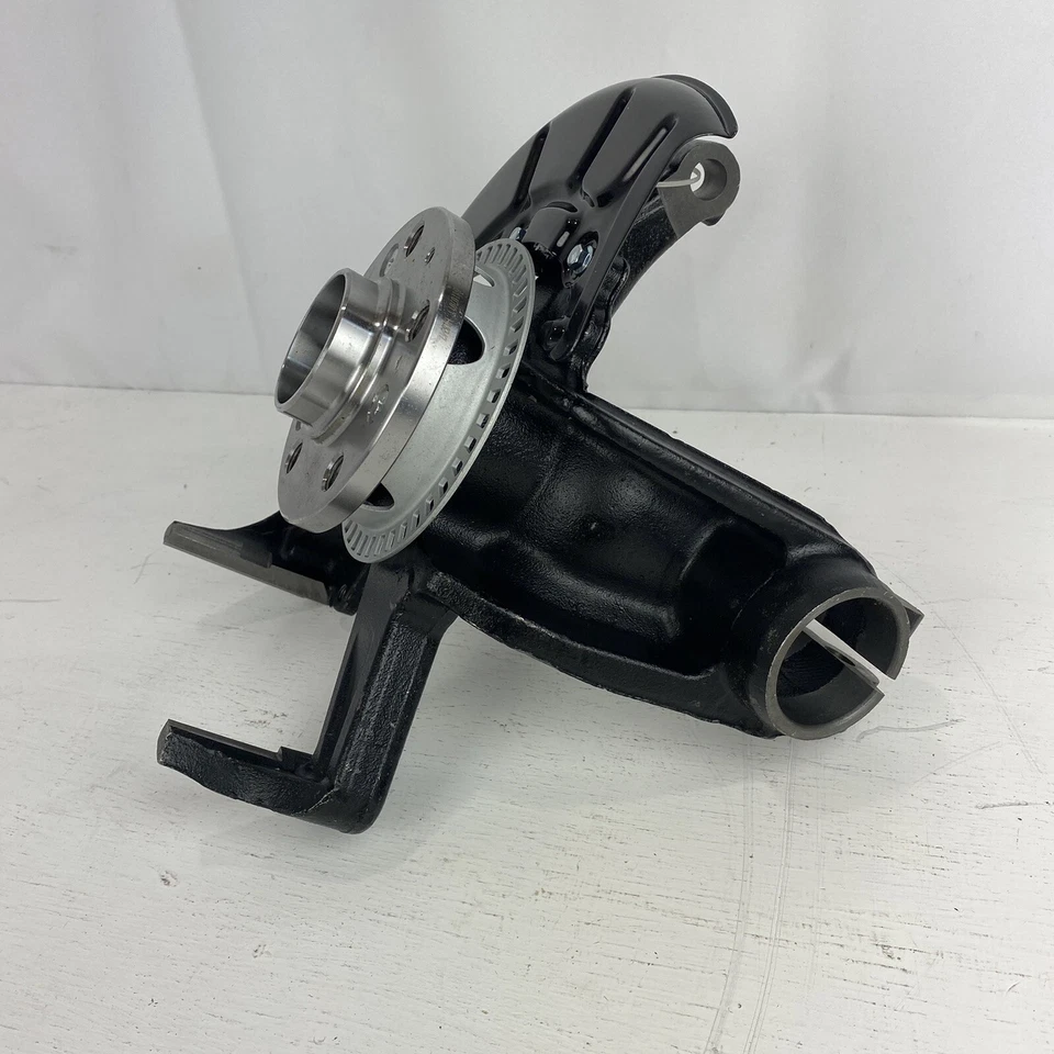 Right Front - Steering Knuckle Hub (1.9L Turbo Diesel) for 98-01 VW Beetle - Image 3 of 4