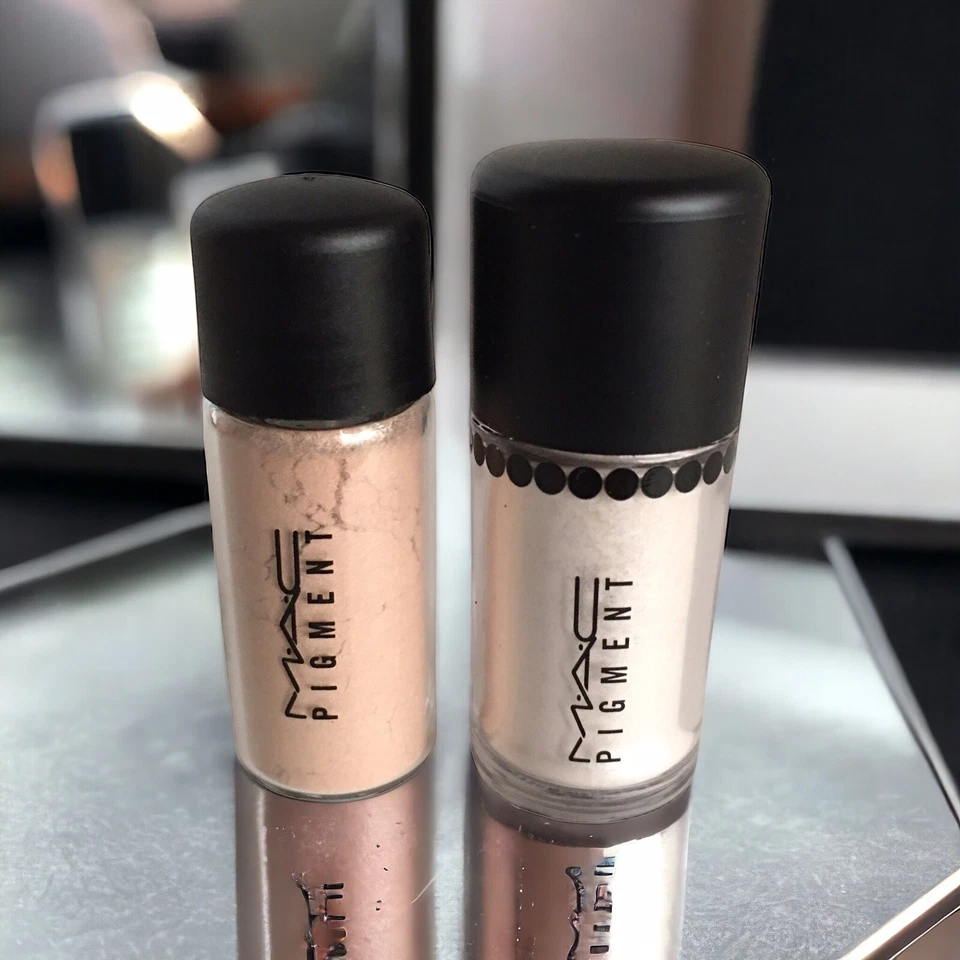 MAC Eye Pigment Color Powder Duo - Naked and WHITE - 2.5g / 0.09oz FREE SHIPPING - Image 3 of 4