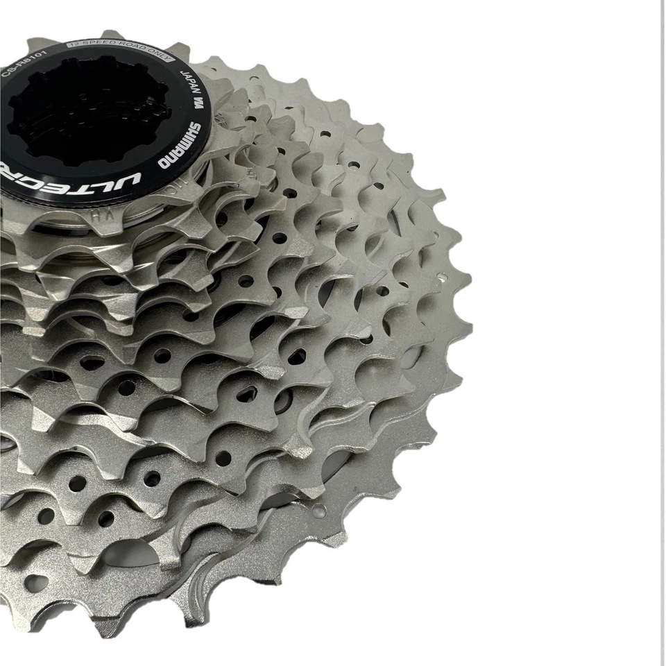 Shimano Ultegra R8100 11-34T 12 Speed Road Bike Cassette CS-R8101 New In Box - Image 2 of 4