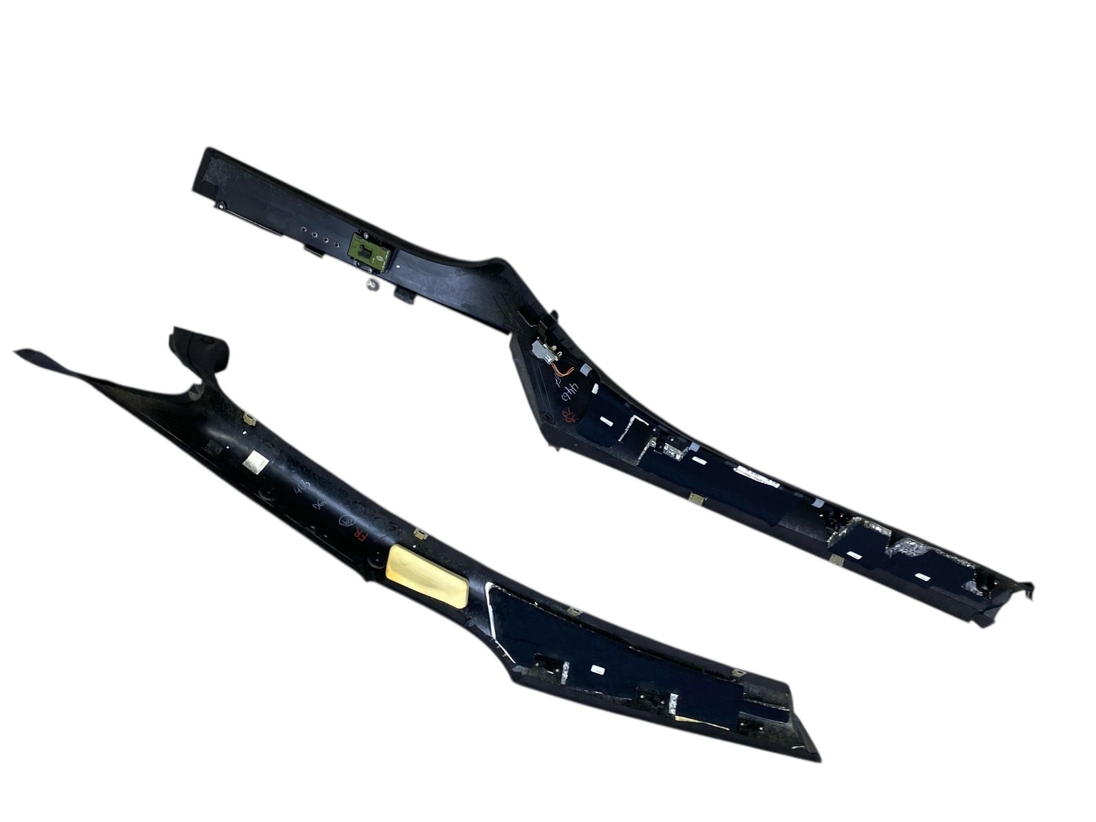 2015 ASTON MARTIN RAPIDE RIGHT A PILLAR TO D PILLAR QUARTER PANEL TRIM COVER SET