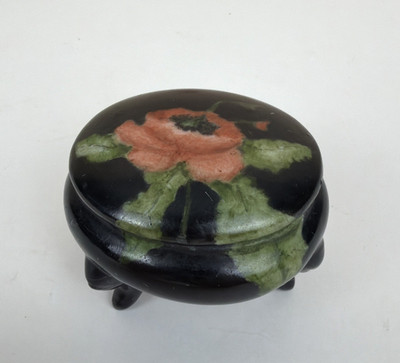 Vintage Hand Painted Poppy Flower Footed Trinket Box Mini Jewelry Dish Black