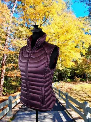 Bernardo Puffer Vest Womens Small Purple Goose Down Insulated Quilted Zip Pocket - Picture 2 of 12
