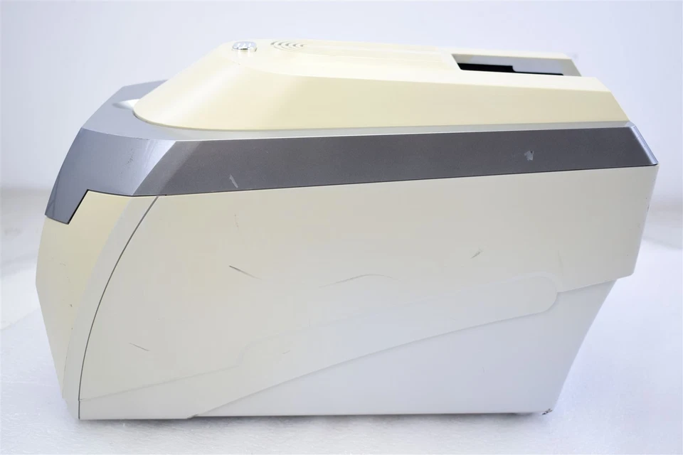 MagiCard 3652-0001 RIO PRO STD PRINTER GIFT ID CARD BADGE THERMAL PRINTER - Image 4 of 4