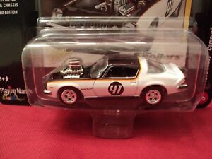 Johnny Lightning 1976 Chevrolet Camaro 1 64 Scale Nib 16 Release White Ebay