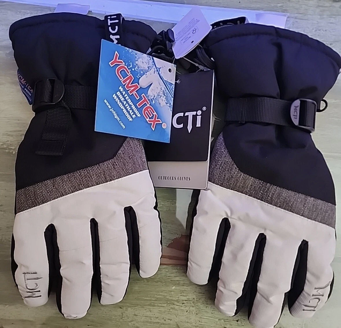 NEW MCTI Ski Gloves, Medium, YCM-TEX, Windproof Waterproof, Outdoor Winter