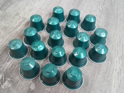 25 Nespresso Kaffee-Kapseln (türkis / Fortissio Lungo), leer