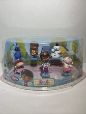 DISNEY STORE DOC MCSTUFFINS FIGURINE PLAYSET