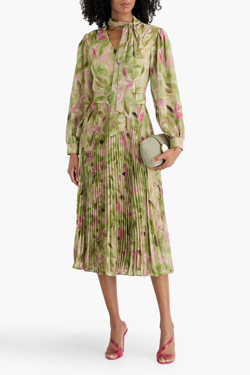 mikael aghal green dress Mikael Aghal Pleated floral-print crepe de chine midi dress - Women - Leaf green Dresses