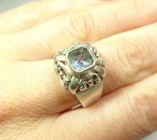 VINTAGE INTRICATE DESIGN BLUE TOPAZ STONE STERLING SILVER RING SIZE 8