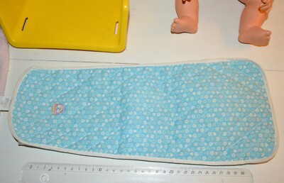 Ancienne poupée poupon FISHER PRICE + chaise bébé vintage
