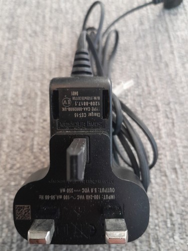 Sony Ericsson Phone Charger CST-15 UK AC MAINS GENUINE - Zdjęcie 4 z 4