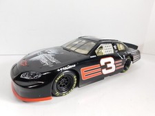 1/18 DALE EARNHARDT SR 3 FOUNDATION 2003 ACTION PLASTIC MONTE CARLO