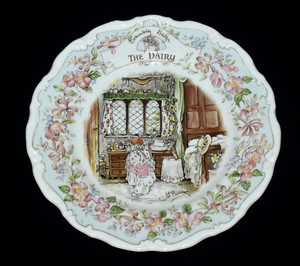   Brambly Hedge 2001年イヤープレート 2025年最新】ブランブリーヘッジ イヤープレートの人気アイテム