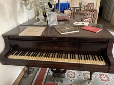 pianoforte a coda usato J
