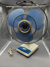 Vtg KU HSING Transparent Blue Blade Oscillating Fan 16" KS-D1168 - Works Great!
