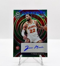 2022-23 Panini Spectra TYRESE MARTIN Rookie Red Aspiring Auto RC Hawks /50