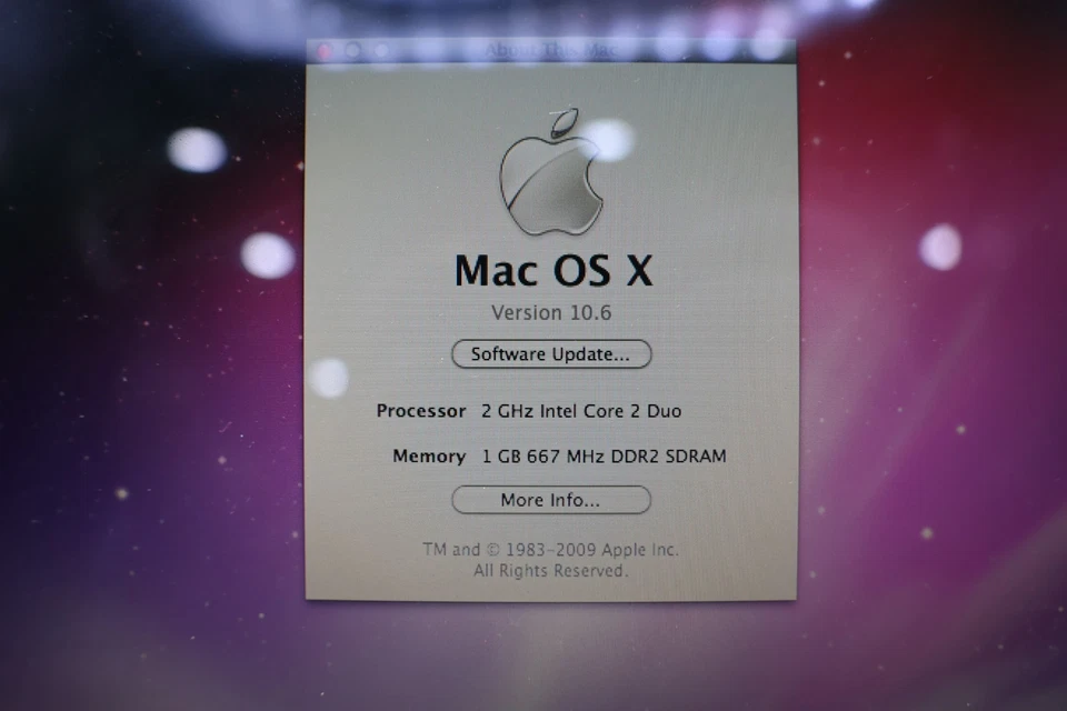 Apple MacBook A1181 13" Mid Mac OS X 10.6, 2GHZ Core 2 Duo, 1 GB 667 MHZ - Image 3 of 4