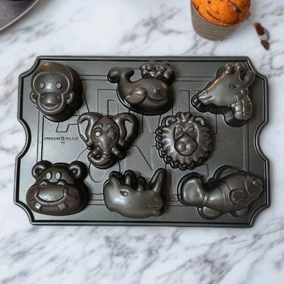 Nordic Ware Zoo Friends Aluminum Cake Pan Monkey Elephant Giraffe Silver GC