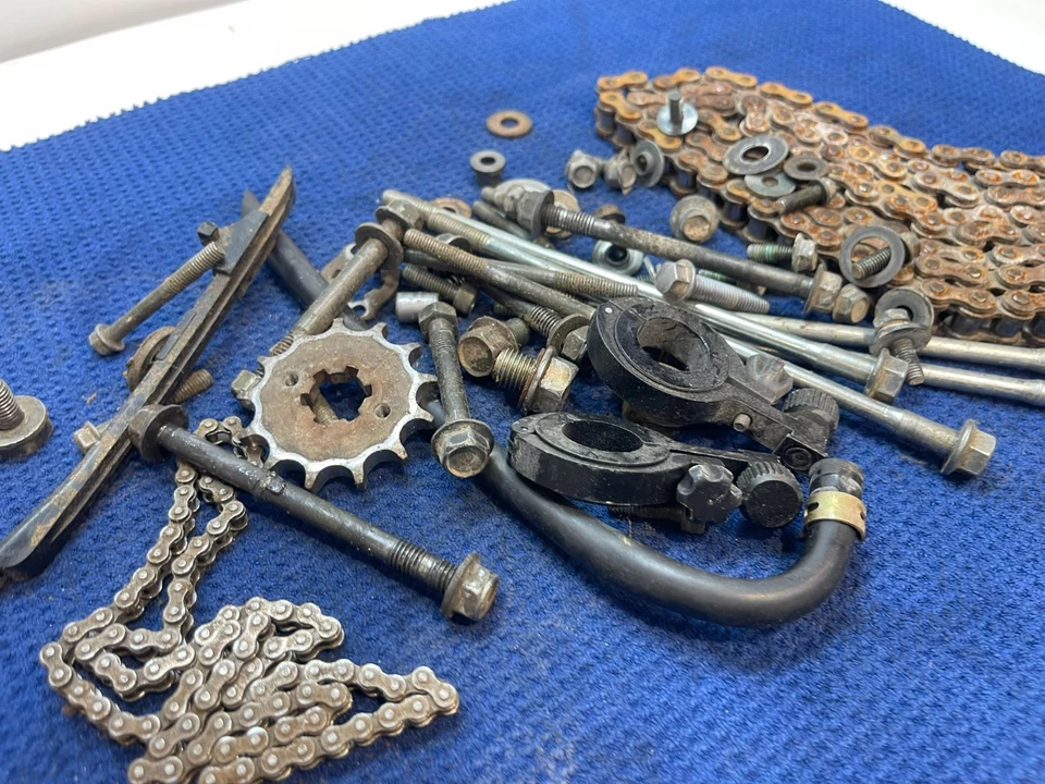 2003 YAMAHA TTR125L OEM MISC MOTOR & FRAME HARDWEAR BOLTS OEM YAMAHA TTR-125 03 - Image 4 of 4