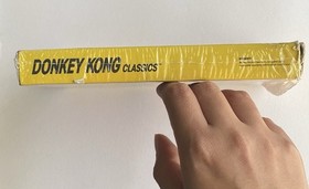 Nintendo Entertainment System - NES-Donkey Kong Classics - Complete in Box CIB