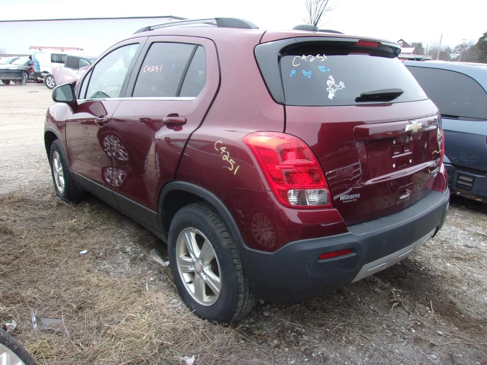 Used Fuel Pump fits: 2016 Chevrolet Trax pump assembly AWD opt F46 Grade A - Image 3 of 4