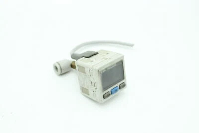 SMC ISE30A-01-E Druckschalter - Bild 1 von 4