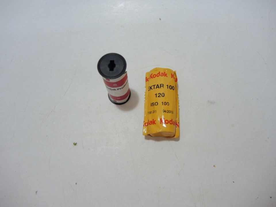 2 Roll Kodak Professional 120 Ektar ISO 100 - Image 2 of 2