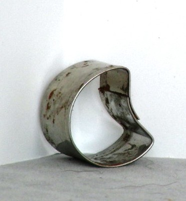 MINI Metal CRESCENT MOON etc. CANAPES Cookie PIE Crust CUTTER 15/16'' ¾'' x 3/4''