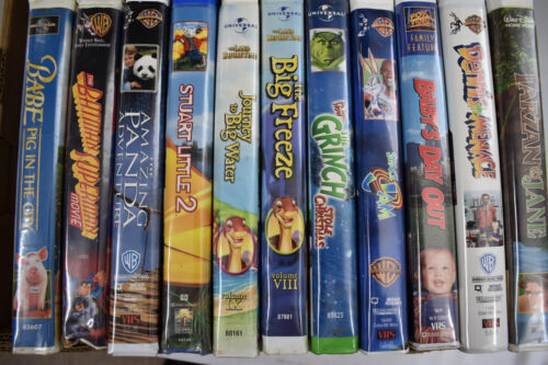 LARGE KIDS CHILDREN FAMILY VHS LOT OF 22 TAPES WB, MCA, MGM, 20TH CENTURY - Picture 3 of 3