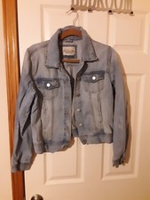 Ashley Vintage Charm Distressed Women's/Juniors Denim Jacket Size Large