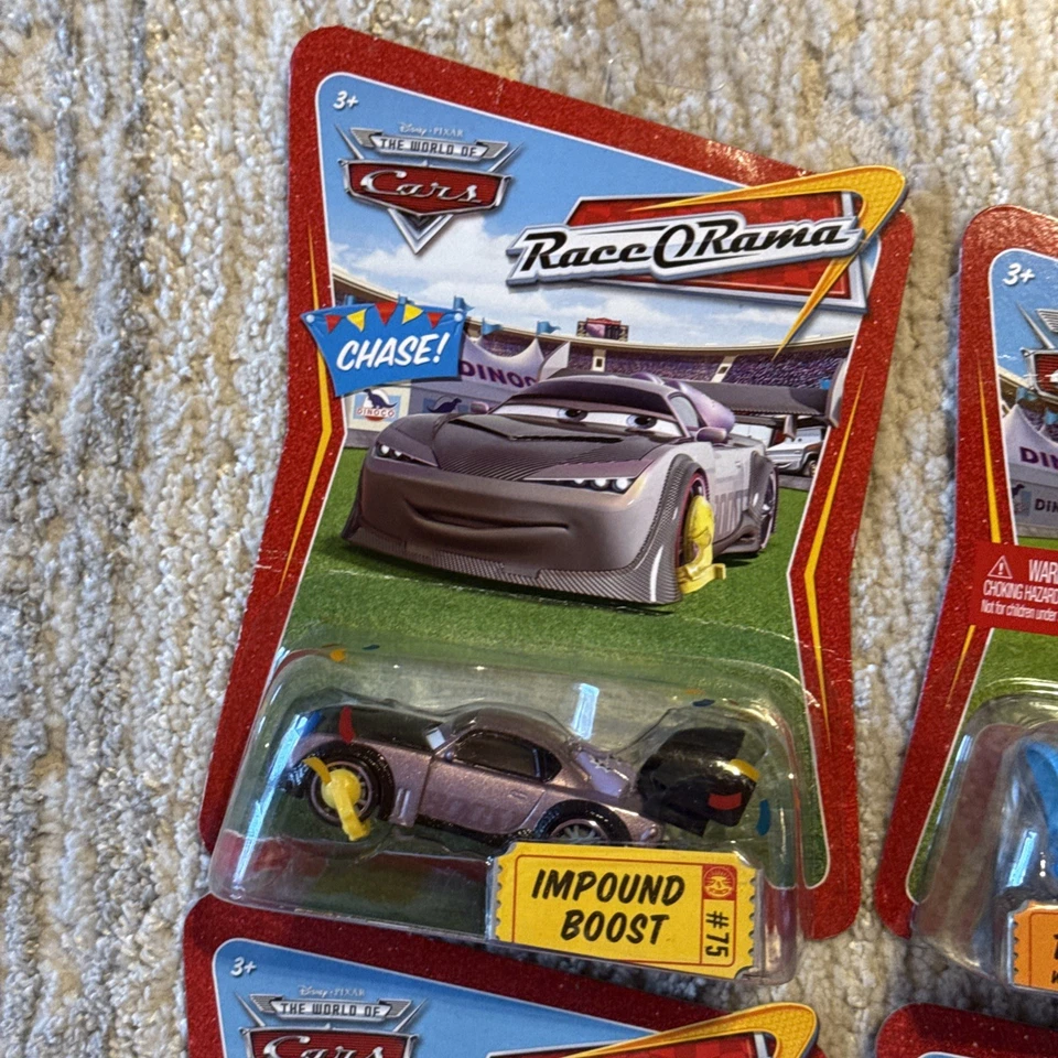 Lote de persecución de coches Disney Pixar - King, Chick Hicks, Impound Boost, Incautación McQueen Foto 3 de 4