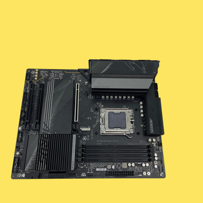 AS/IS GIGABYTE X670 AORUS Elite AX AM5 Socket Gaming Motherboard #FP7896 (AR)