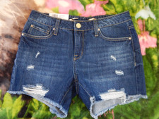Seven7 Weekend Denim 100 Cotton Distressed Frayed Hem Shorts Size 4 NWT