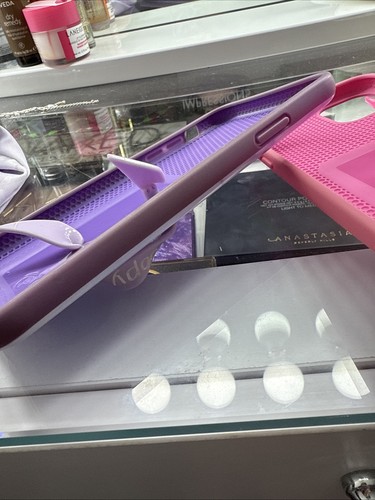 Dos fundas usadas Loopy iPhone 11 Pro Max - Imagen 3 de 8