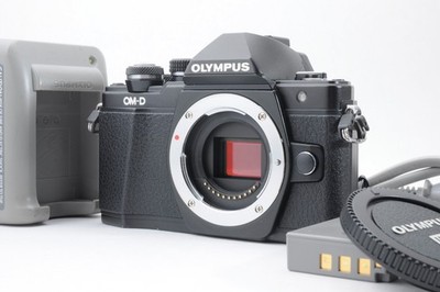 Olympus OM-D E-M10 Mark II Body Shutter Count 59940 with Charger Battery
