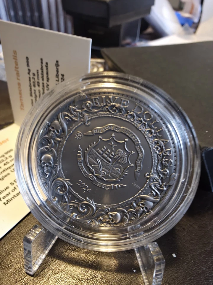 2024 Libéria 2 oz prata antigo Darkness Rider (com caixa e certificado de autenticidade) - Imagem 4 de 4