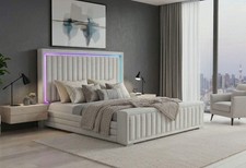 Elias - King Bed With Immersive Sound - Gray