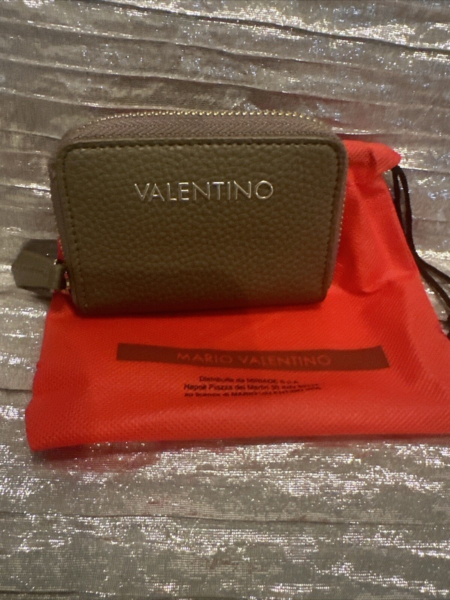 財布 VALENTINO Wallet Valentino Garavani Calfskin Rockstud Zip Around Wallet Purple