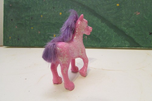 Polly Pocket Horse Glitz & Glam Glitter Pony Pink & Purple - Picture 4 of 4