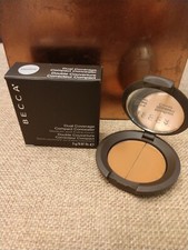 BECCA Cosmetics**HAZELNUT* Medium/Extra-Cover...